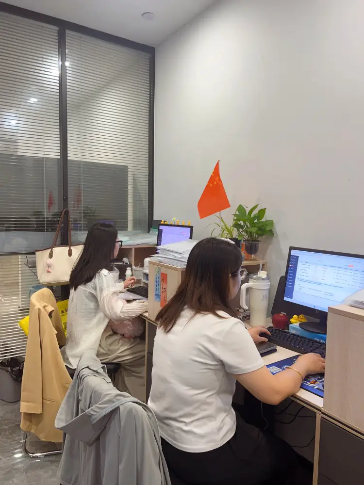 审核工作场景
